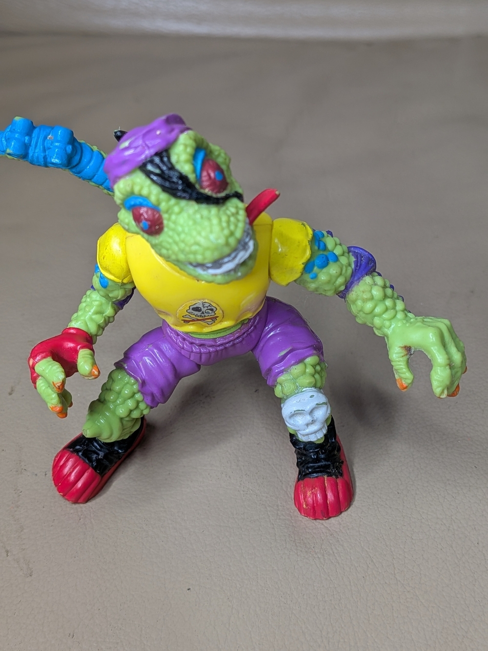 1990 Teenage Mutant Ninja Turtles Mondo Gecko Figure